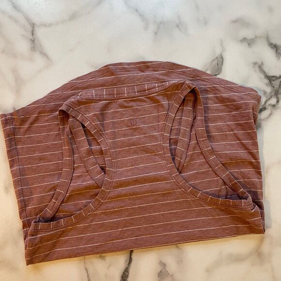 Lululemon Tank - Size 4 - Picture 2 of 2